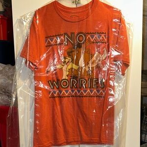 Disney “No Worries” T-shirt (M)